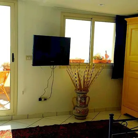 Bed & Breakfast Casa Sul Mare 3*